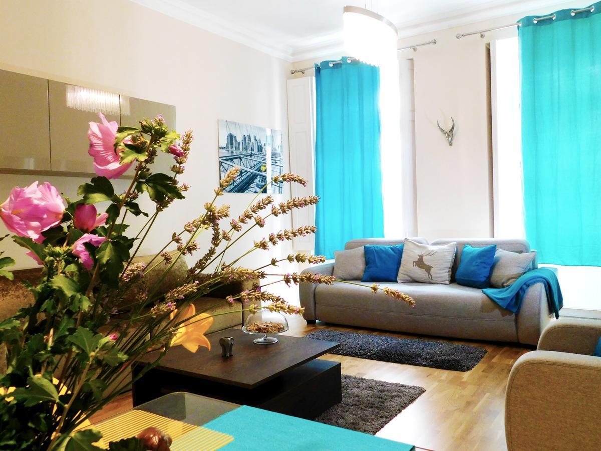 Wonder Deer Luxury Apartment At The Opera Self Check-In Boedapest Buitenkant foto