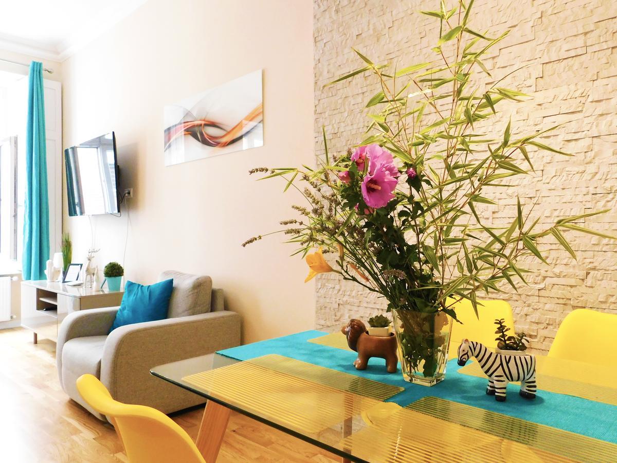 Wonder Deer Luxury Apartment At The Opera Self Check-In Boedapest Buitenkant foto